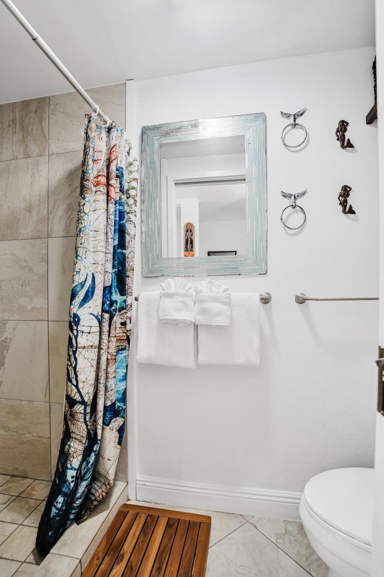Downtown Hawaiian Paradise Condo With Hot Tub, Pool & Beach - Kona Islander Inn Kailua-Kona Exterior foto