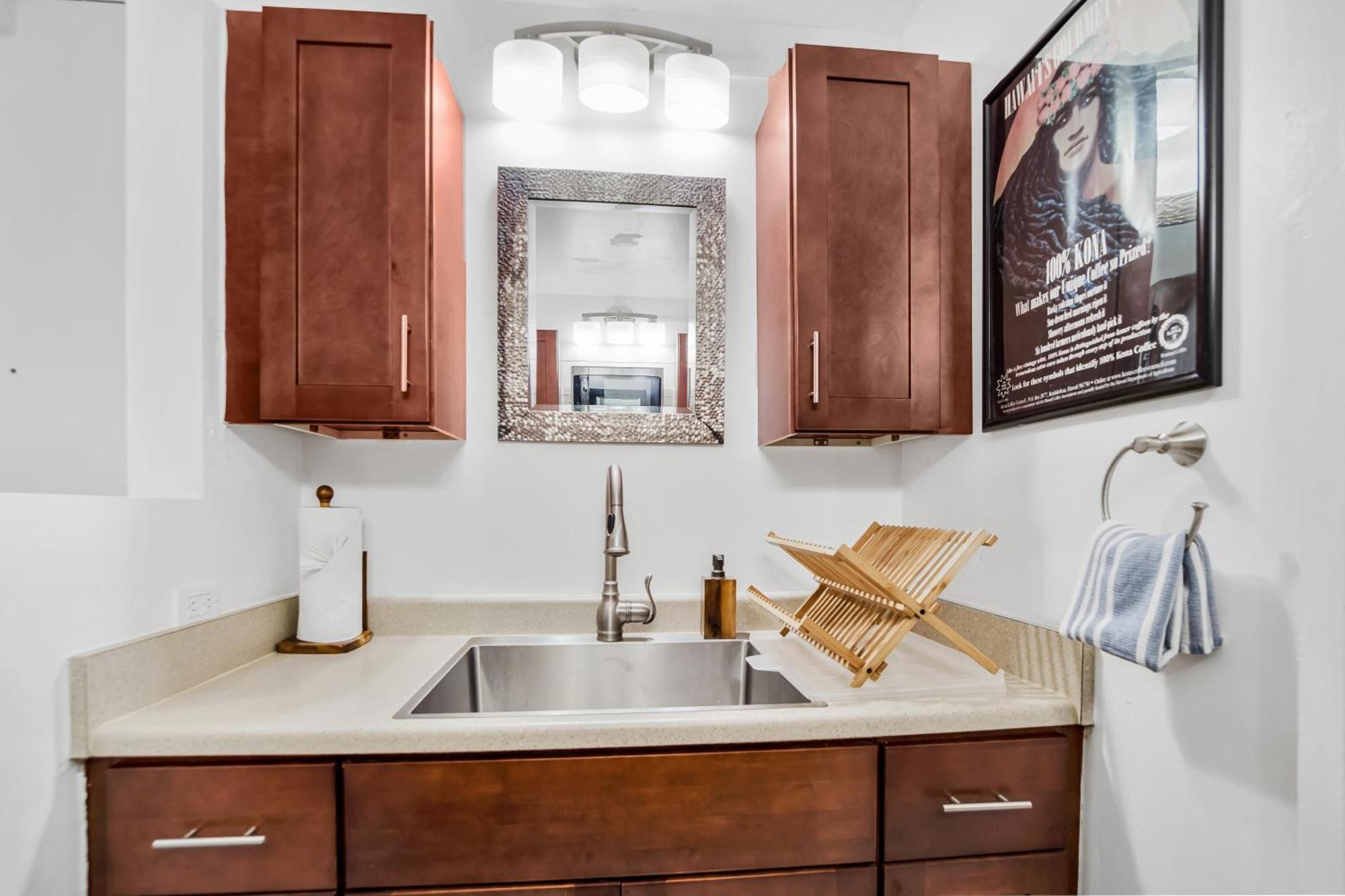 Downtown Hawaiian Paradise Condo With Hot Tub, Pool & Beach - Kona Islander Inn Kailua-Kona Exterior foto